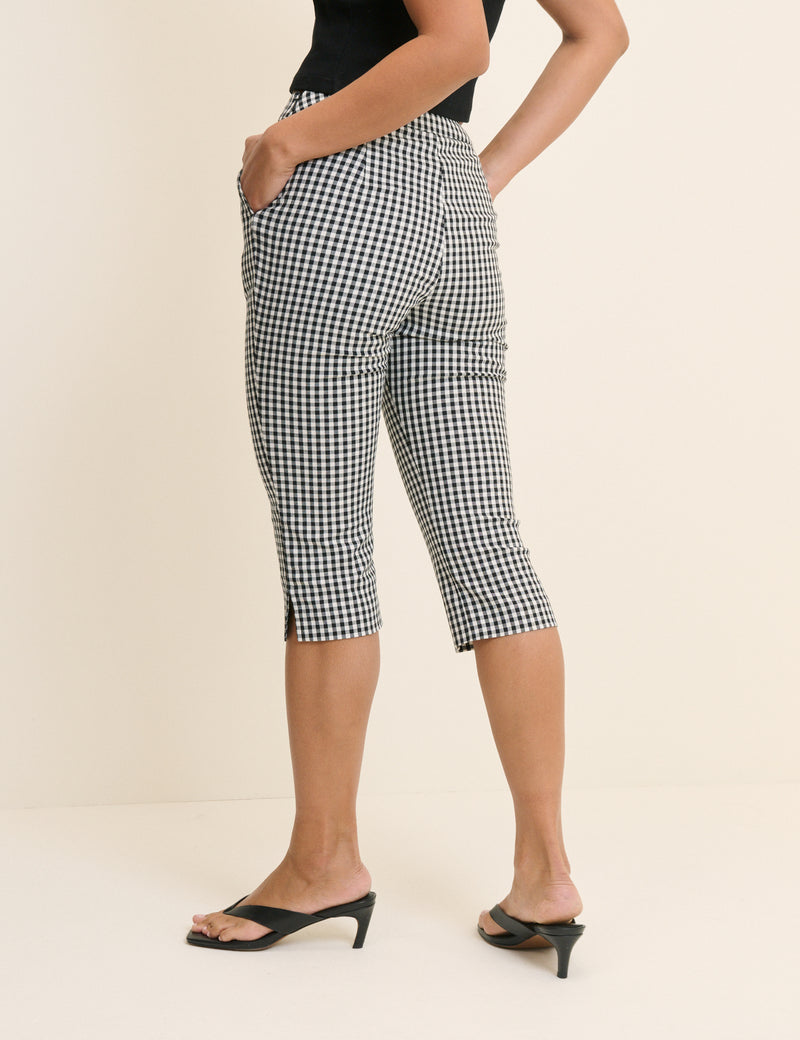 Black and White Gingham Capri Trousers