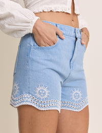 Light Wash Embroidered Scallop Denim Shorts