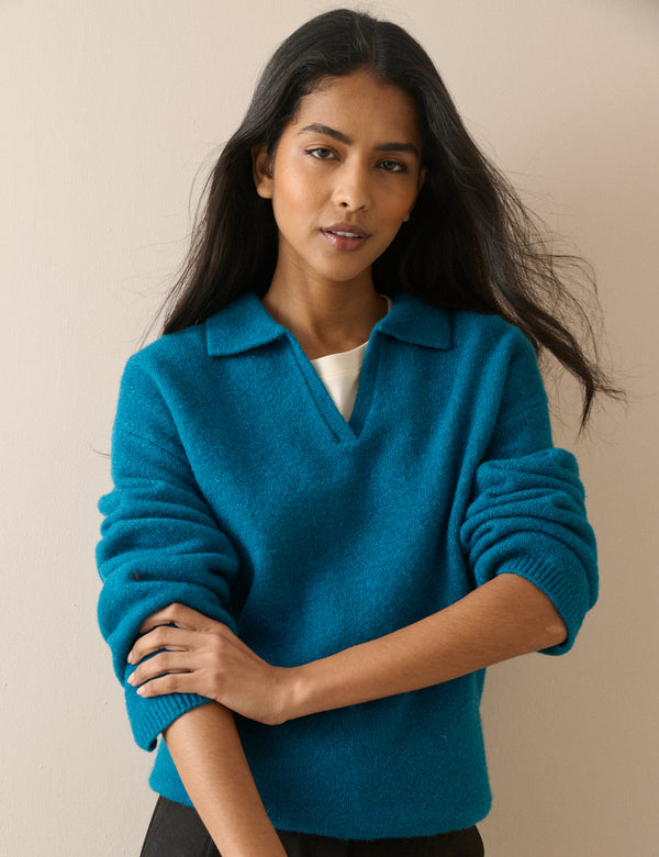 Blue Collared V-neck Knitted Jumper
