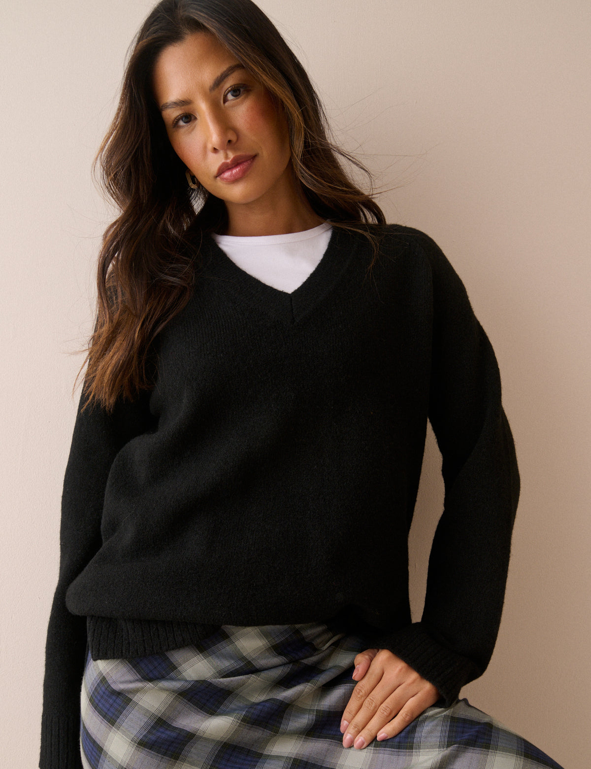 Black V-neck longline jumper