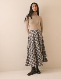 Camel Wool-Blend Turtle Neck Long Sleeve Top