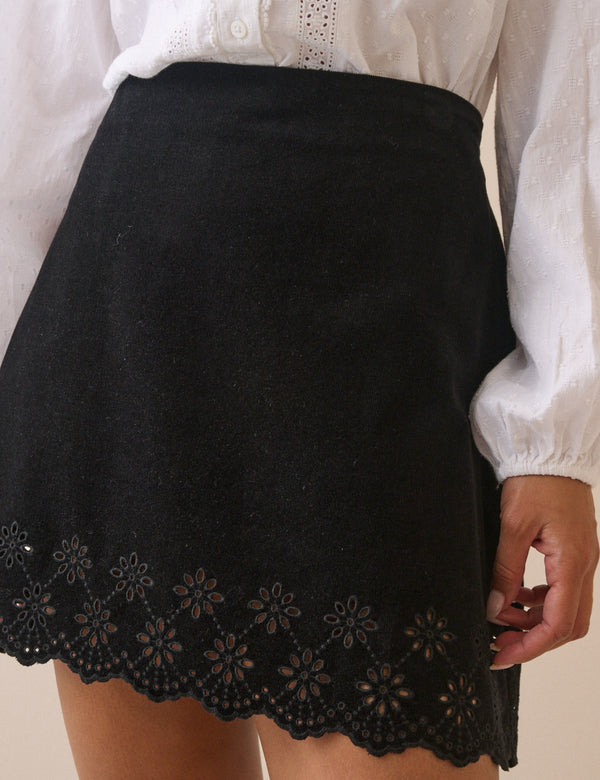 Black Scallop Hem Cord Skirt