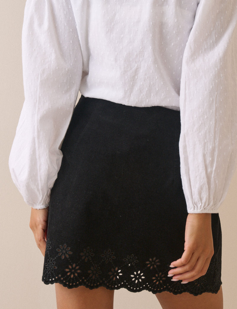 Black Scallop Hem Cord Skirt