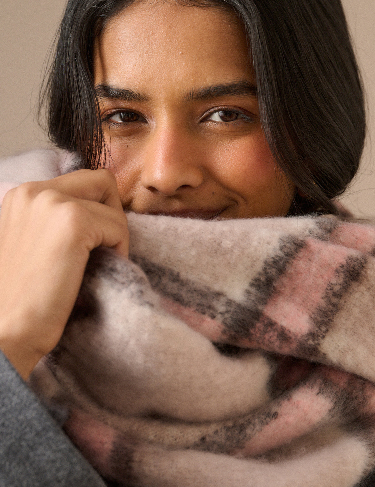 Cream and Pink Check Blanket Scarf