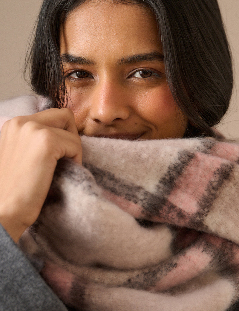 Cream and Pink Check Blanket Scarf