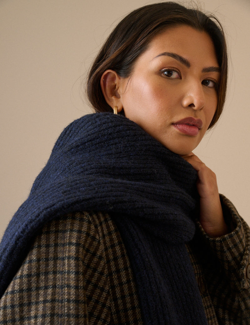 Navy Ribbed Knit Scarf