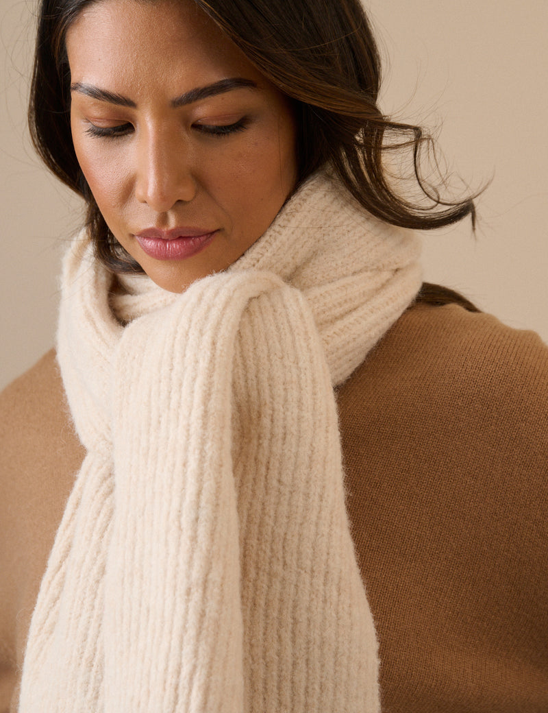 Cream Ribbed Scarf