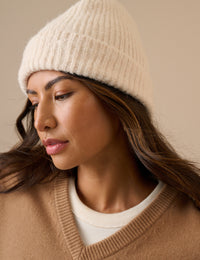 Cream Ribbed Beanie