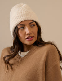 Cream Ribbed Beanie