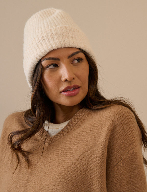 Cream Ribbed Beanie