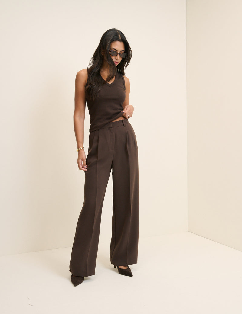 Brown Ribbed V-Neck Vest