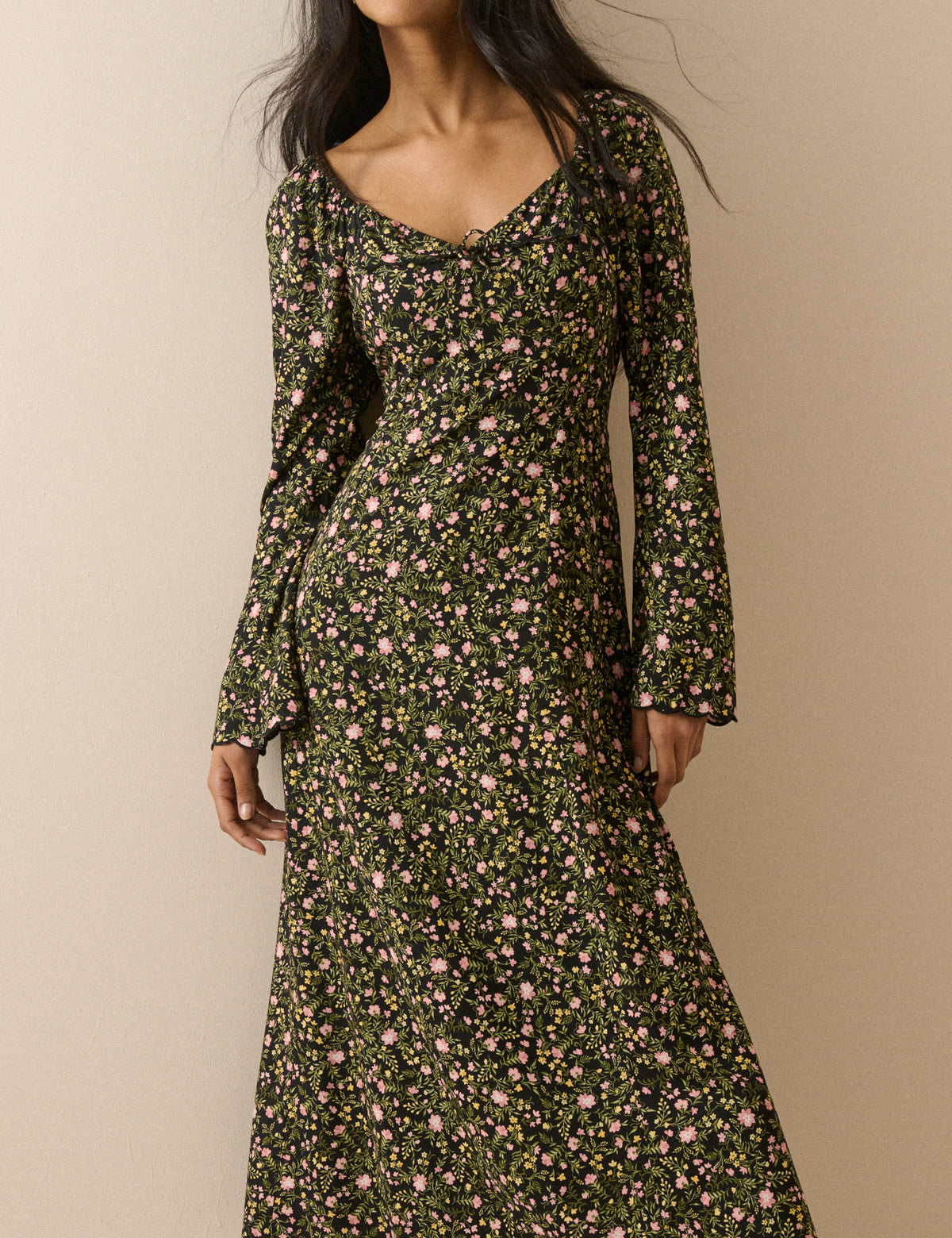 Green Floral Scallop Edge Lyon Midi Dress