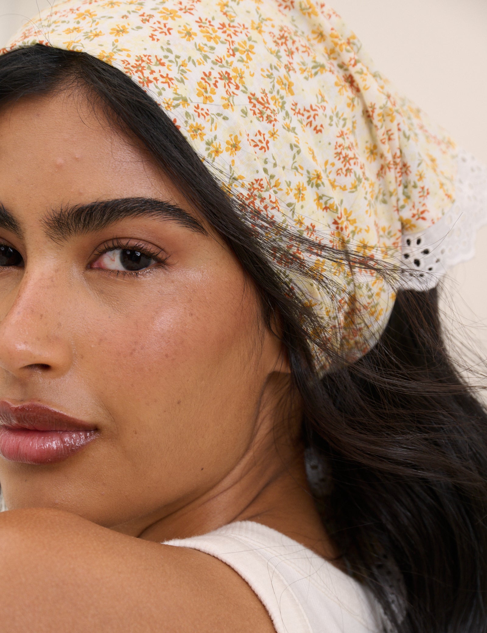 Yellow Ditsy Floral Lace Trim Triangle Scarf