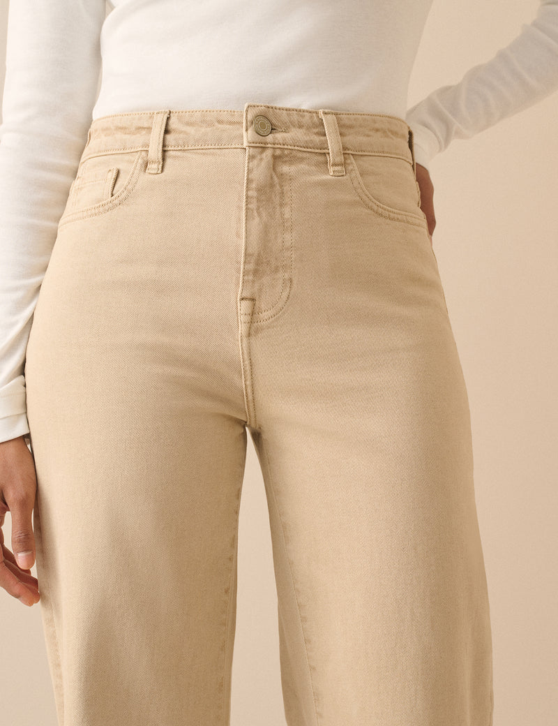 Sand Stretch Soho Tapered Jean