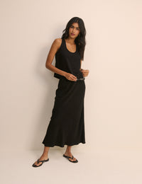 Black Scoop Neck Tank Top
