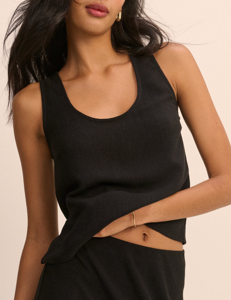 Black Scoop Neck Tank Top