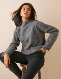 Black Ribbed High-Waisted Leggings