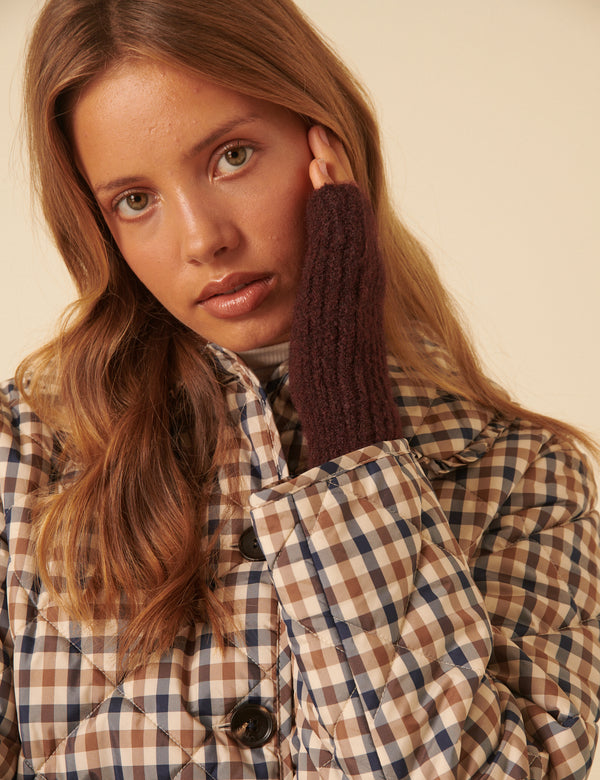 Burgundy Ribbed Mittens