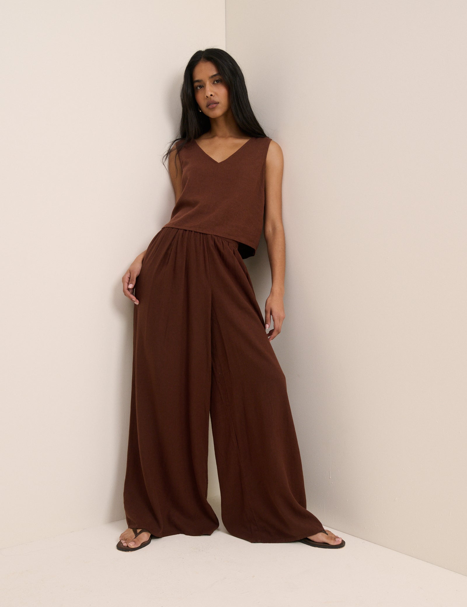 Brown Linen-Blend Wide Leg Jerrow Trousers Brown Linen-Blend Wide Leg Jerrow Trousers