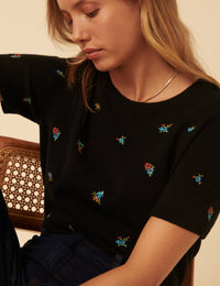Floral Embroidered Knitted Top