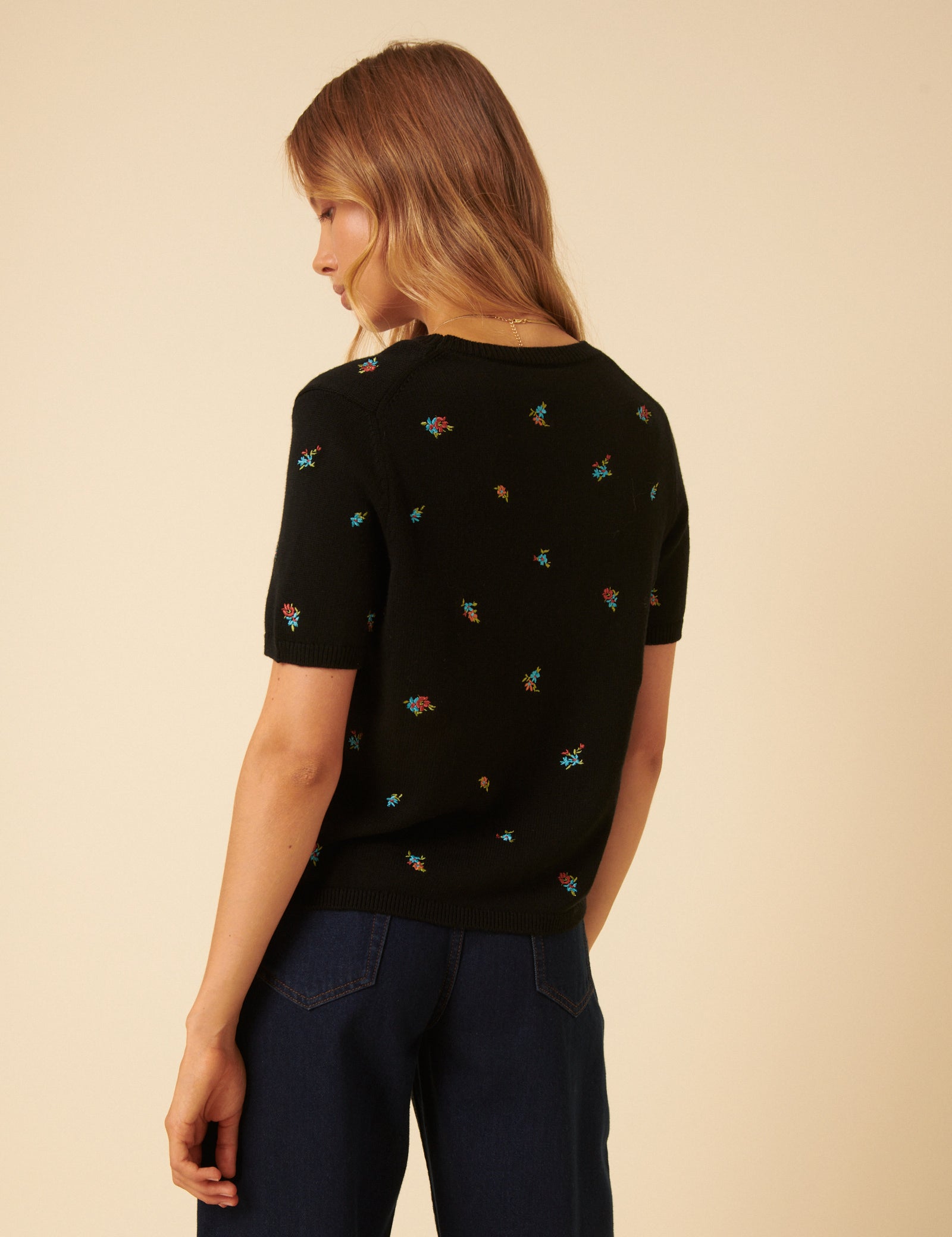 Floral Embroidered Knitted Top