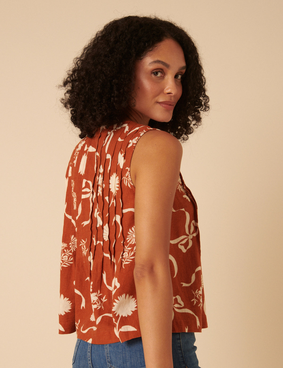 Brown Printed Linen-Blend Pleated Top