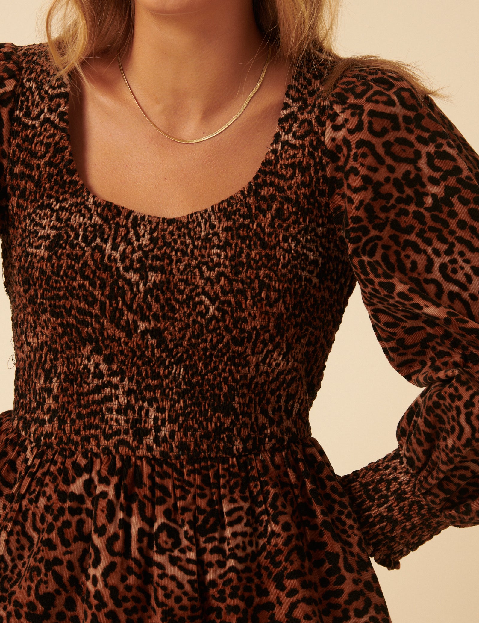 Leopard Print Shirred Balloon Sleeve Top