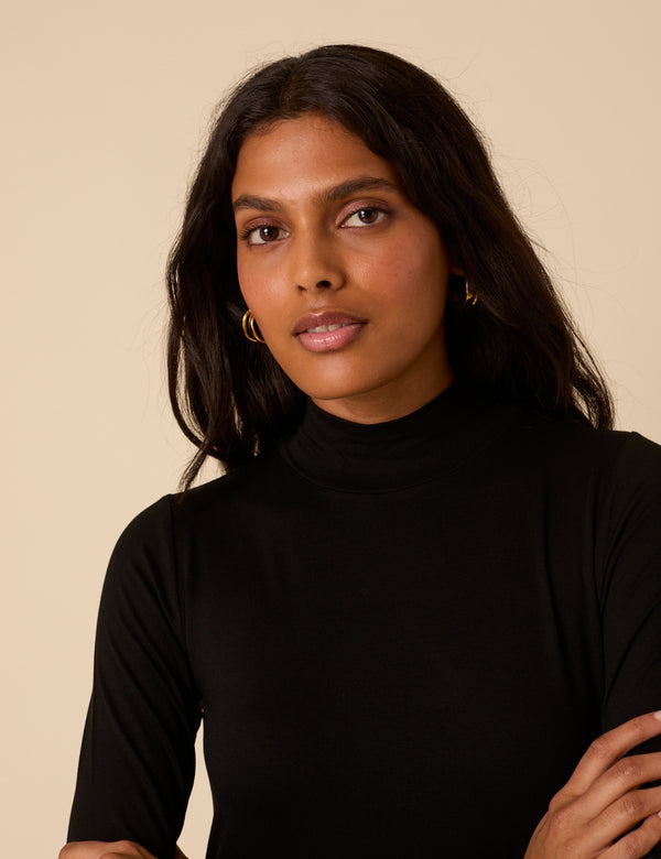 Black Funnel Neck Long Sleeve Top