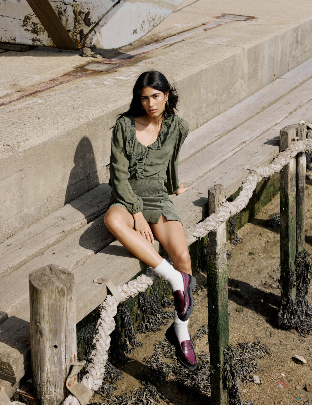 Green Embroidered Ruffle Collar Long Sleeve Blouse