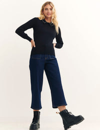 Black Scallop & Pearl Collar Knitted Top