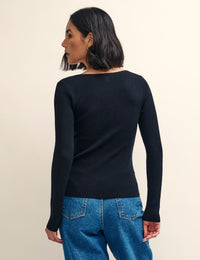 Black Sweetheart Twist Front Knitted Top