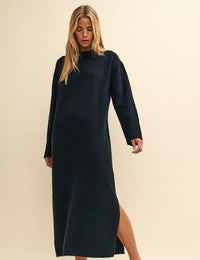 Black Oversized Knitted Maxi Dress
