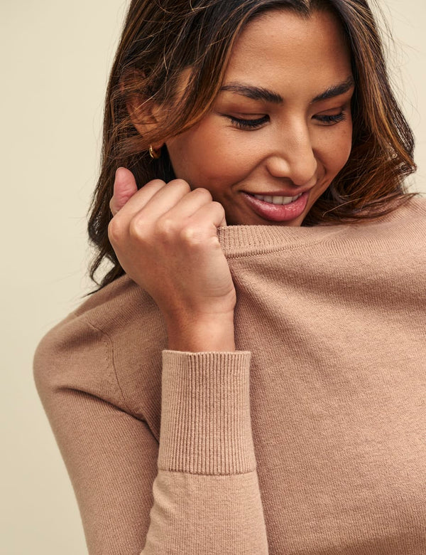 Camel Crew Neck Fine Knit Jumper