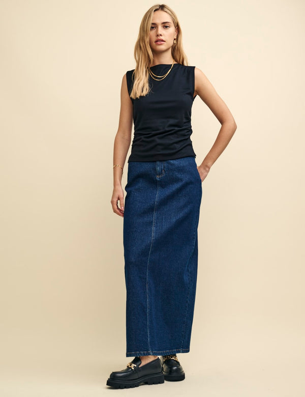 Black Sleeveless Boatneck Top